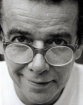 Ezequiel Neves as Repórter