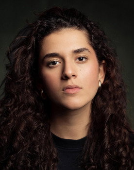 Maya Markou Myrland as The Daughter (voice)