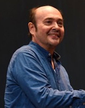 Javier Echániz