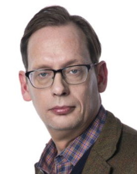 Oisín Cantwell as Self