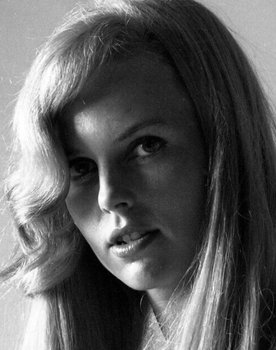 Roberta Collins