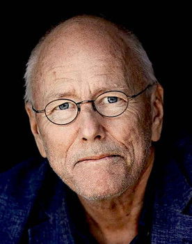 Lars Martin Myhre as Himself (archive footage)