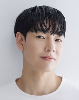 Cha Yun-ho as Lee Ji-hoon