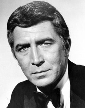 Patrick O'Neal as Tom Farrell