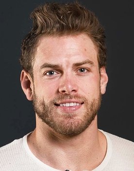 Eric Lutz as Sean
