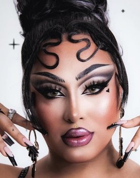 Morphine Love Dion as Self - Performer