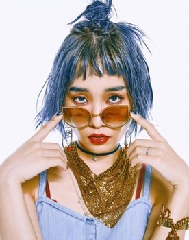 YUNHWAY as Self