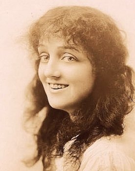 Florence Martin as Elsie Henner