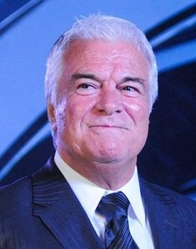 Yalçın Gülhan as 