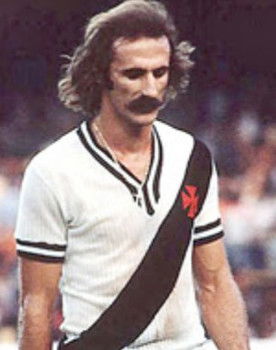 Orlando Lelé as Himself