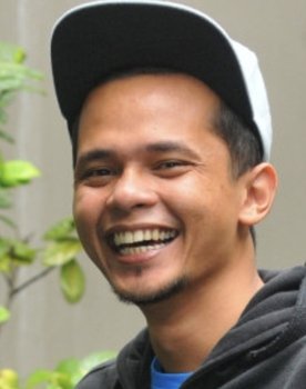 Adjis Doaibu