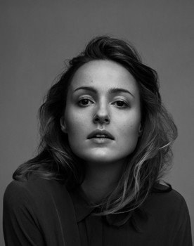 Renate Reinsve as Ane