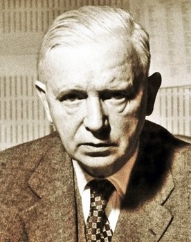 Carl Theodor Dreyer as Self (archive footage)