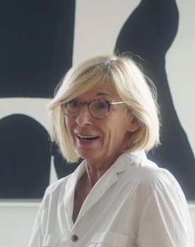 Carole Casta as Marie-Anne (grand-mère)