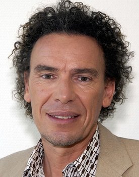 Tom Kummer as Himself