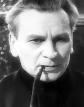 Konstantin Davidovskiy as Prosecutor