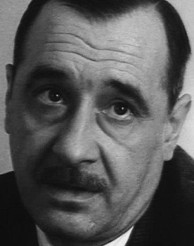 Andrey Yurenev as чиновник в министерстве