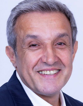 Flavio Insinna as Ispettore