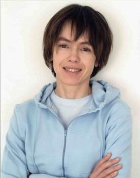 Camille de Casabianca as Françoise