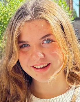 Liv van Kollenburg as Tess