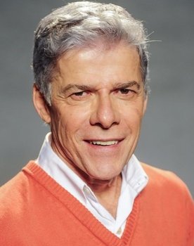 José Mayer as Navigator