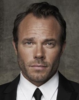 David Hellenius as 