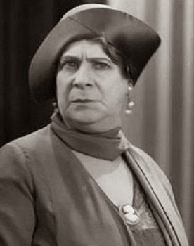 Maude Eburne as Mrs. McCarthy