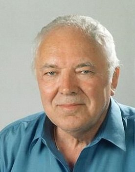 József Láng