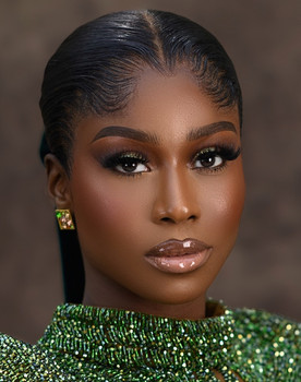 Lilian Afegbai as Ese