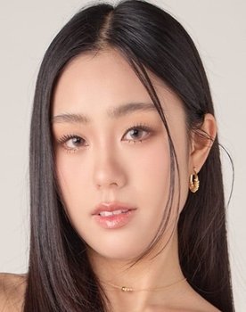 Napapat Sattha-atikom as Pupae