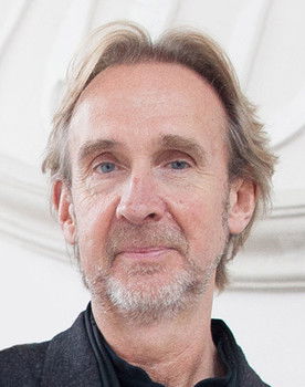 Mike Rutherford as Self