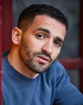 Hassan Akkouch as Farid