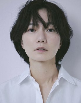 Bae Doona as Na Jin-Jin