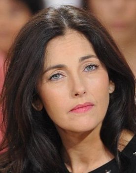Cristiana Réali as Ariane
