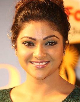 Abhirami as Dr.Nalini Nambiar