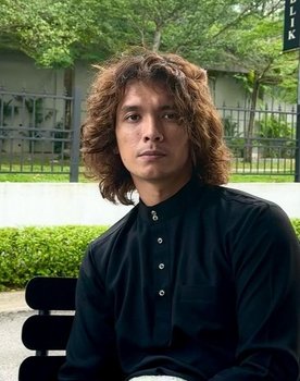 Syarul Ezani as Dzia