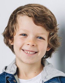 Dylan St-Pierre as Lukas