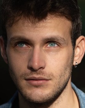 Giorgos Benos as 