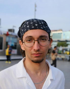 Efe Çetin as Victim