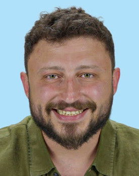 Ateş Benek as Mayor / Recep