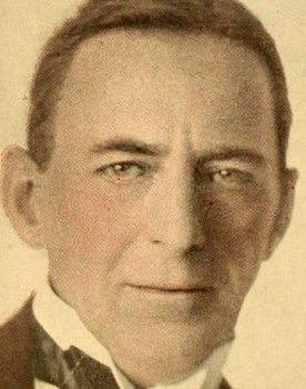 Sidney Drew as Kirke Brentwood