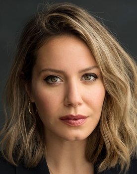 Magalie Lépine-Blondeau as Charlotte