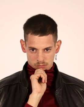 Martín Páez as Salva