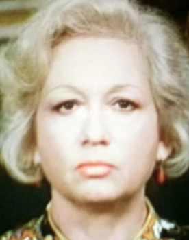 Elisheva Michaeli as Rebbe Pinchas' Wife