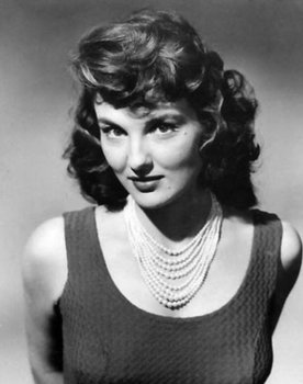 Allison Hayes as Barbara Devery