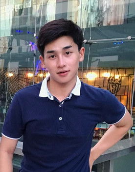 Wuchcharapol Phringtrakool as 