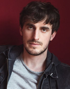 Alexandre Riedel as 