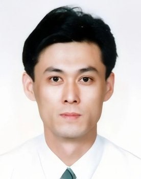 Liangbo Wang as Zichu / Prince Zhang