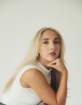 Kailey Anderson as Maddie