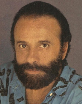 Renato Borghi as 